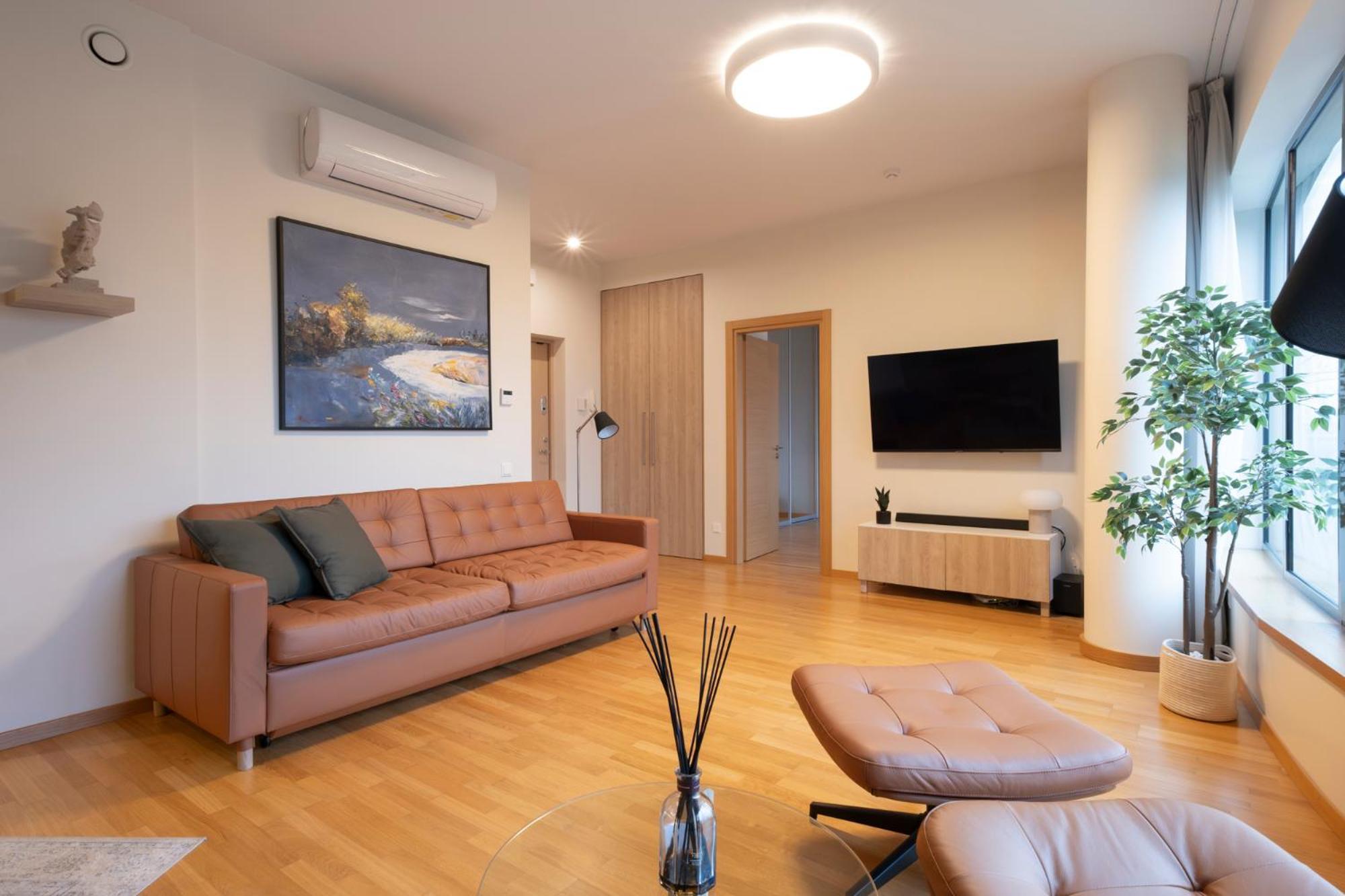 2 Bedroom Apt, 2 Garage Spots & Balconies, Self Check-In, By Cohost Druskininkai Exterior photo